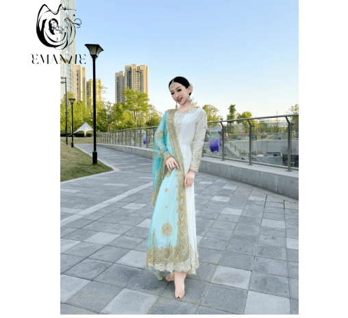 Abbigliamento tradizionale ind - Salwar Kameez Set recensione e prezzo