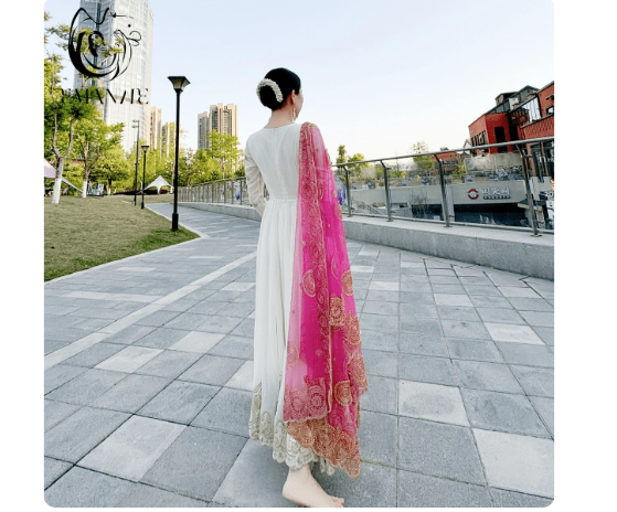 Abbigliamento tradizionale ind - Salwar Kameez Set recensione e prezzo