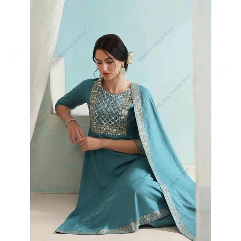 Completo Indiano Blu Pavone da - Salwar Kameez Set recensione e prezzo